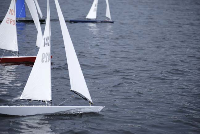 rc sailboats racing