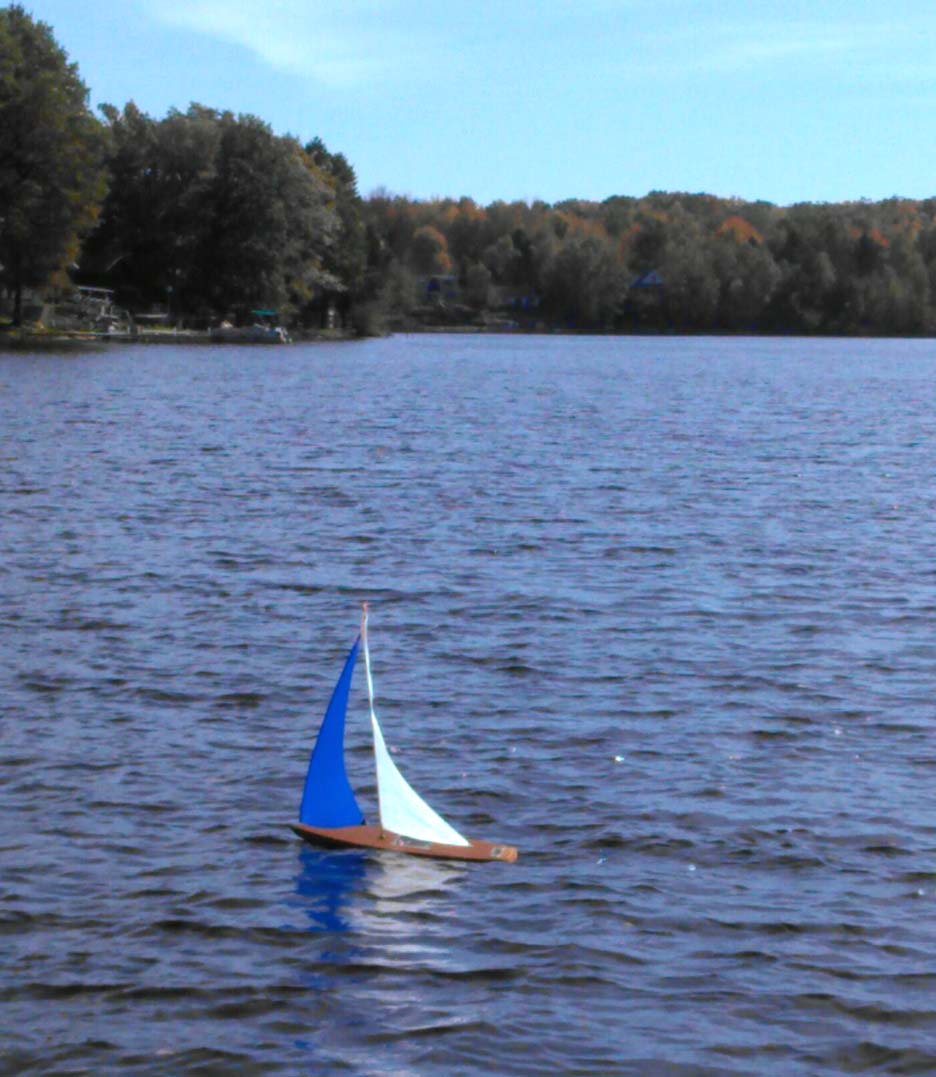 rc sailboat tippecanoe sailboat