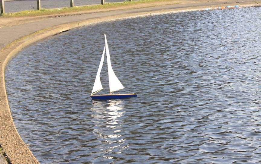 rc model sailboat