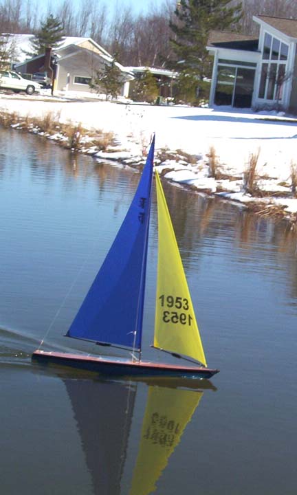 t37 racing sloop model sailboat