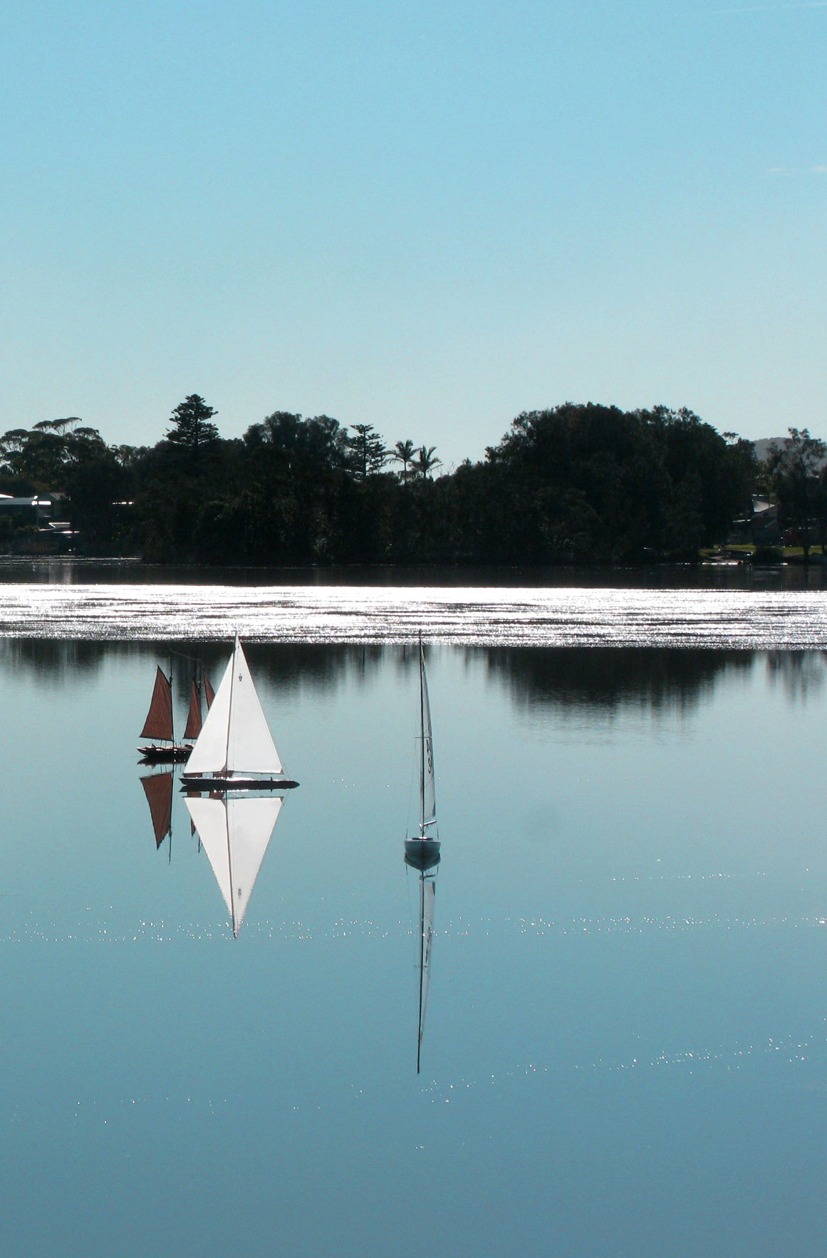 rc model sailboat