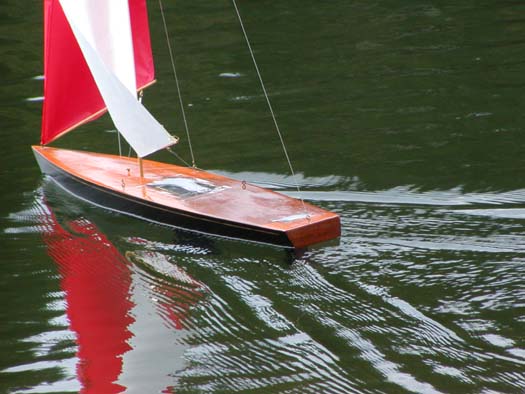 t37 rc sailboat