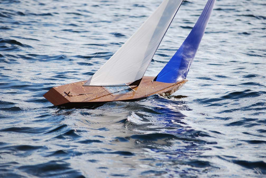 radio controlled sailboats