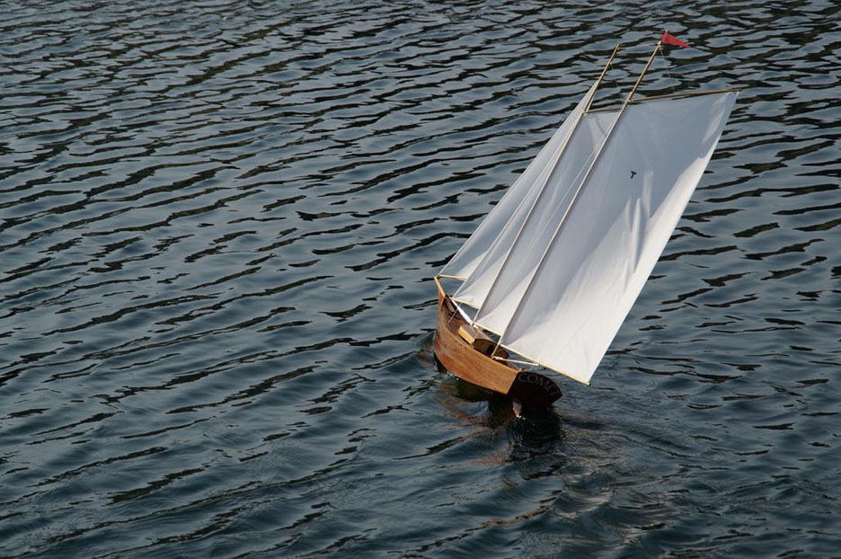 t47 schooner sail boat model